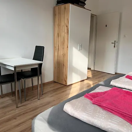 Comfortable 4Br Shared Apt Perfect For Groups & Friends Vienna Exterior photo