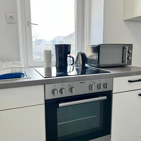 Comfortable 4Br Shared Apt Perfect For Groups & Friends Vienna Exterior photo