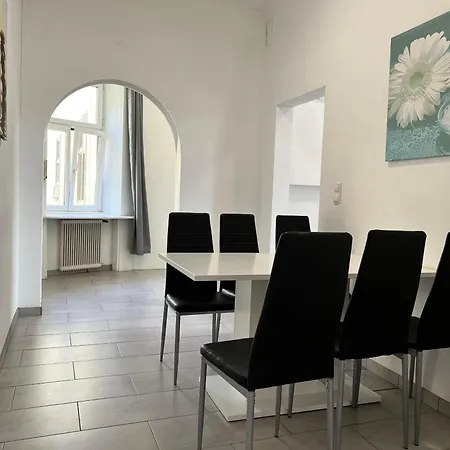 Comfortable 4Br Shared Apt Perfect For Groups & Friends Vienna Exterior photo